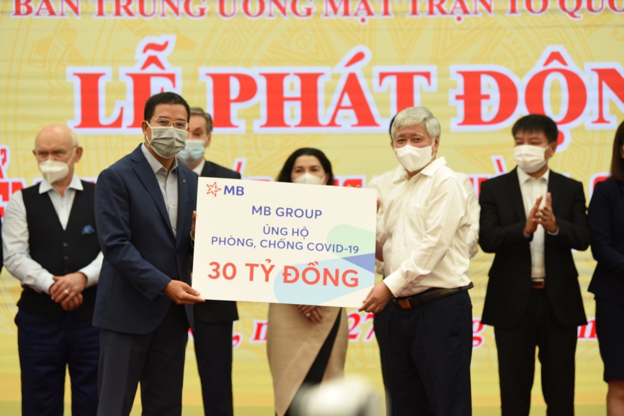 MB Group ủng hộ Quỹ Vaccine phòng chống Covid 30 tỷ đồng