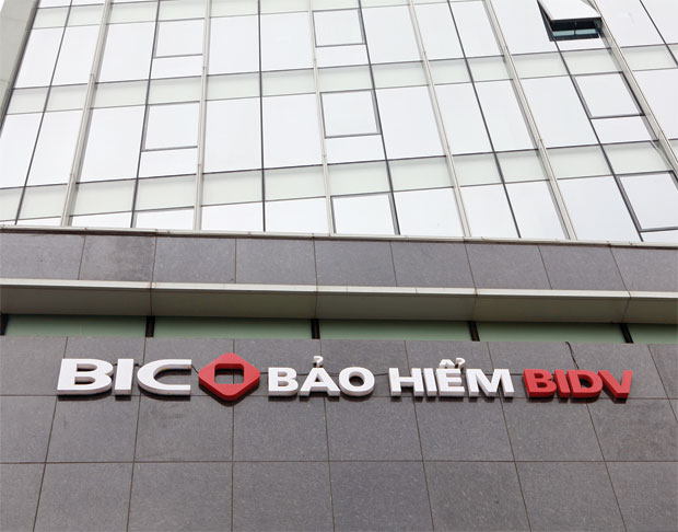  Bảo hiểm chưa dễ “ăn nhờ”ngân hàng mẹ