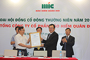 MIC tổ chức Đại hội đồng cổ đông thường niên năm 2013 và đón nhận chứng nhận hệ thống quản lý chất lượng ISO 9001:2008